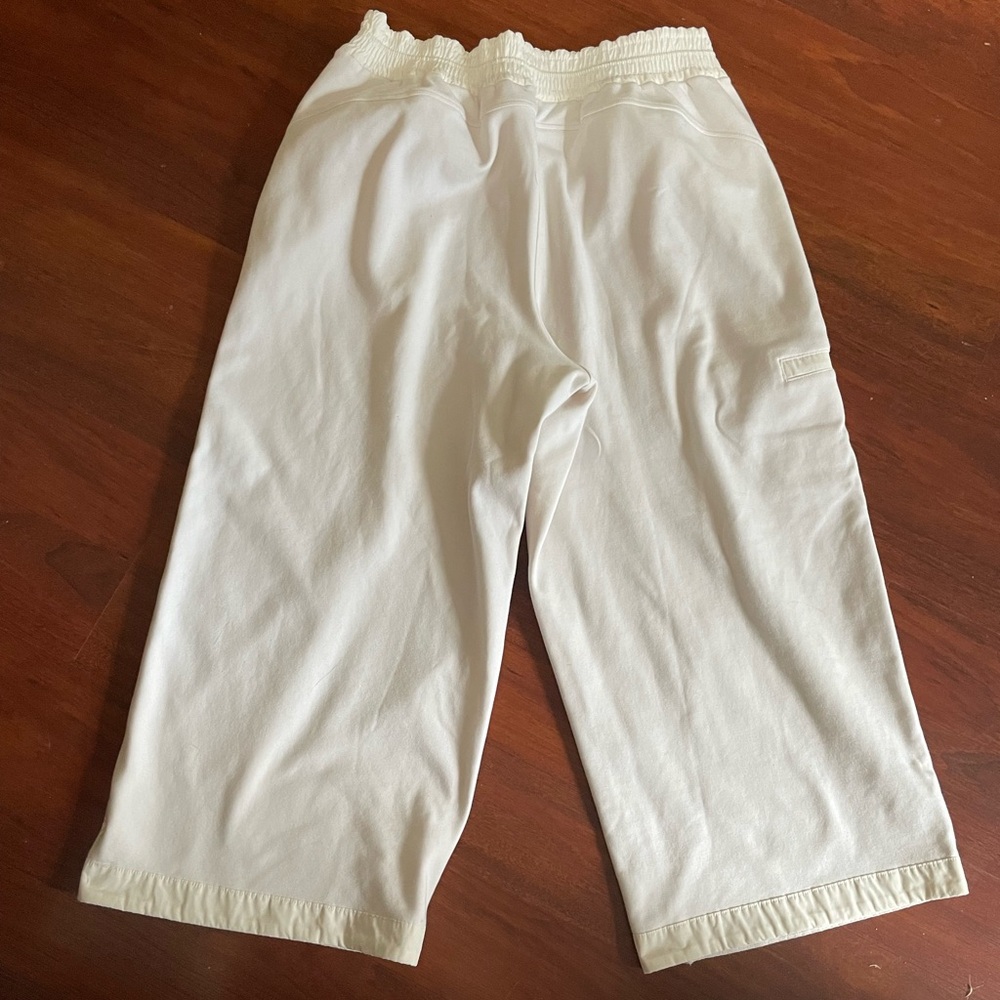 Athleta Triumph Hybrid Wide Leg Crop sweatpant high rise stretch waist MED Cream - Picture 6 of 16